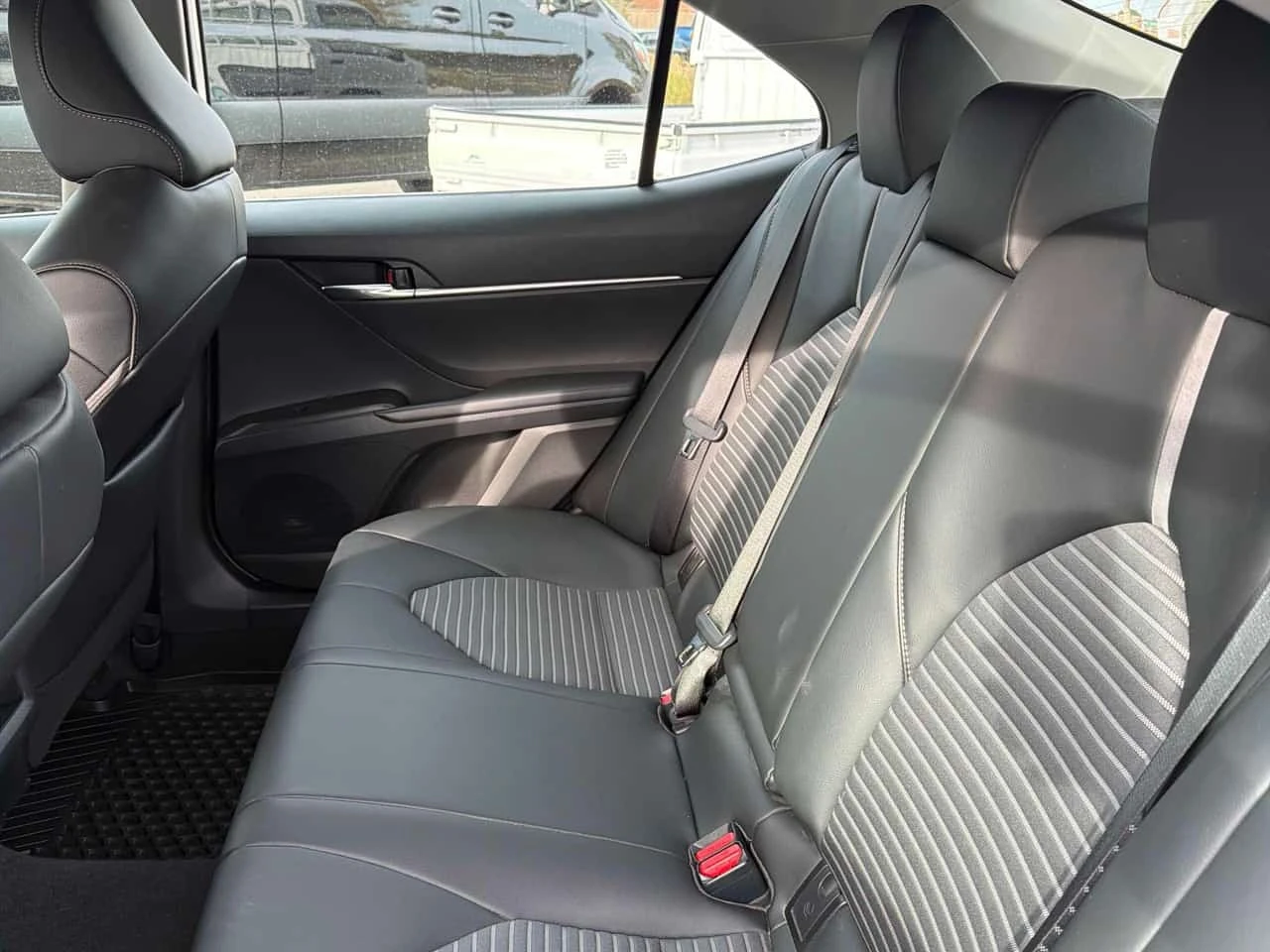 Toyota Camry * SE * CARFAX * ����� �� ����������� | Mobile.bg � ����������� 11