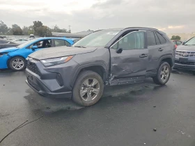 Toyota Rav4 * XLE* AWD* 