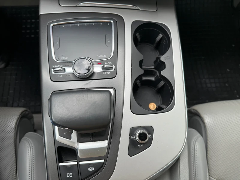 Audi Q7 ГОТОВ ЛИЗИНГ ВЛИЗАШ БЕЗ ПЪРВОНАЧАЛНИ, снимка 16 - Автомобили и джипове - 50655529