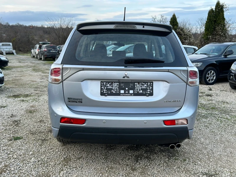 Mitsubishi Outlander 2.0 бензин евро 5, снимка 5 - Автомобили и джипове - 52697301