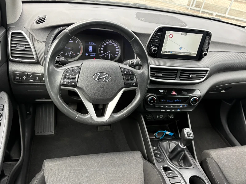 Hyundai Tucson 1 6CRDI-4x4-HIBRID-FEIS LIFT, снимка 13 - Автомобили и джипове - 52910818