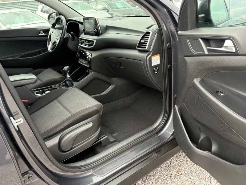 Hyundai Tucson 1 6CRDI-4x4-HIBRID-FEIS LIFT, снимка 9 - Автомобили и джипове - 52910818