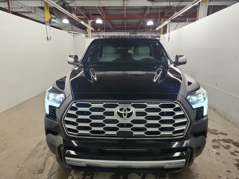 Toyota Sequoia * Platinum 4WD * CARFAX * БЕЗ ПЪРВОНАЧАЛНА ВНОСКА, снимка 6 - Автомобили и джипове - 53024043