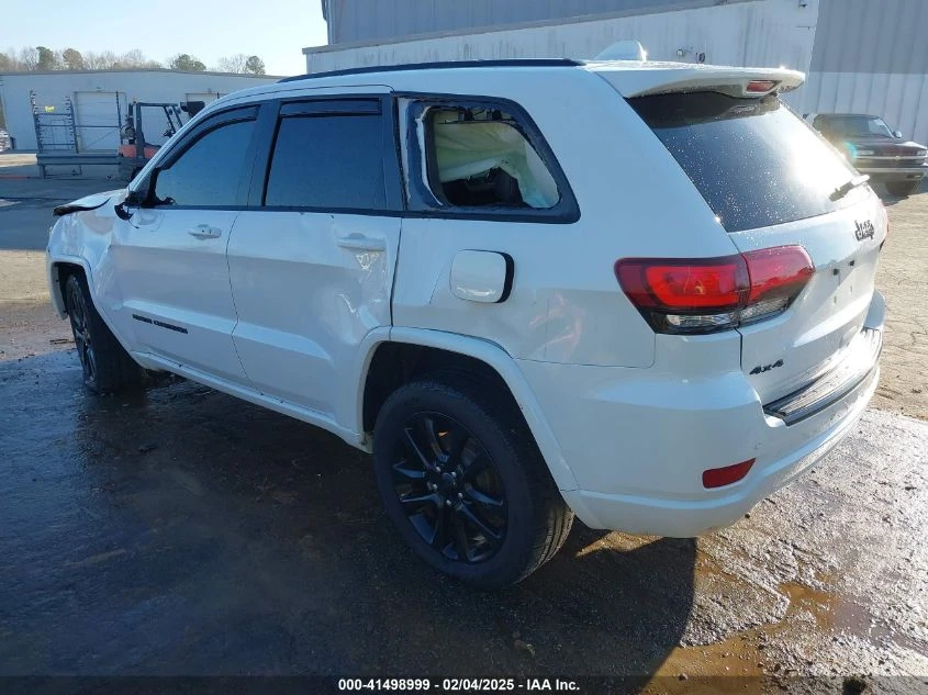 Jeep Grand cherokee 2018 JEEP GRAND CHEROKEE ALTITUDE 4X4 - изображение 8