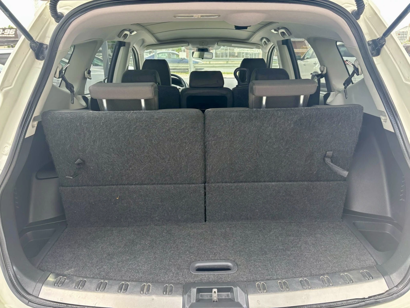 Nissan Qashqai + 2* 2.0dci* 4x4* N-TEC* Панорама* 7местен* Камера - изображение 10