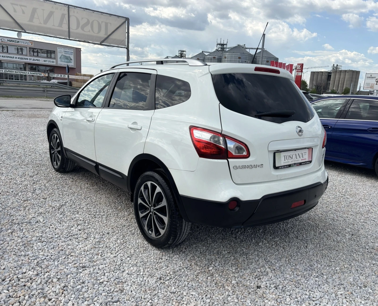 Nissan Qashqai + 2* 2.0dci* 4x4* N-TEC* Панорама* 7местен* Камера - изображение 3