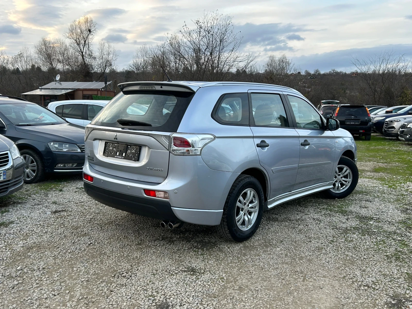 Mitsubishi Outlander 2.0 бензин евро 5 - изображение 6