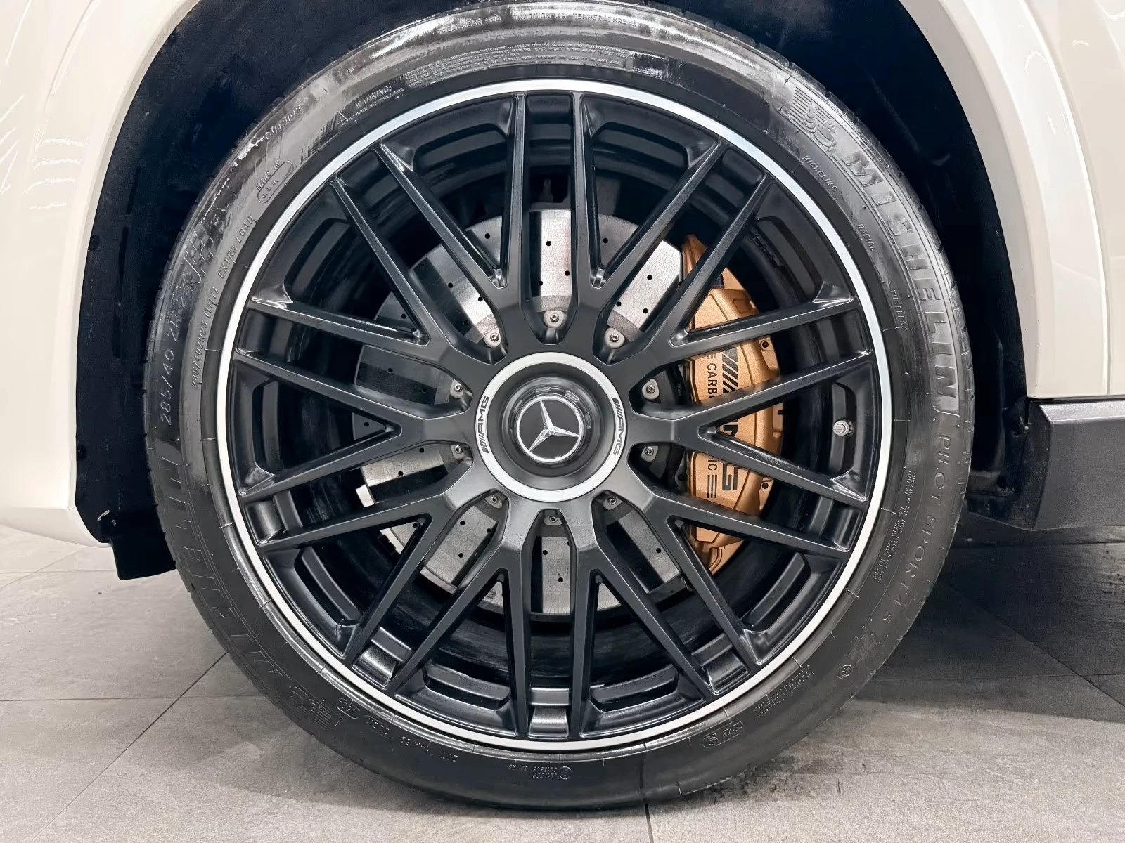 Mercedes-Benz GLS 63 AMG V8 EQ Boost 4MATIC+ , снимка 6 - Автомобили и джипове - 54109943