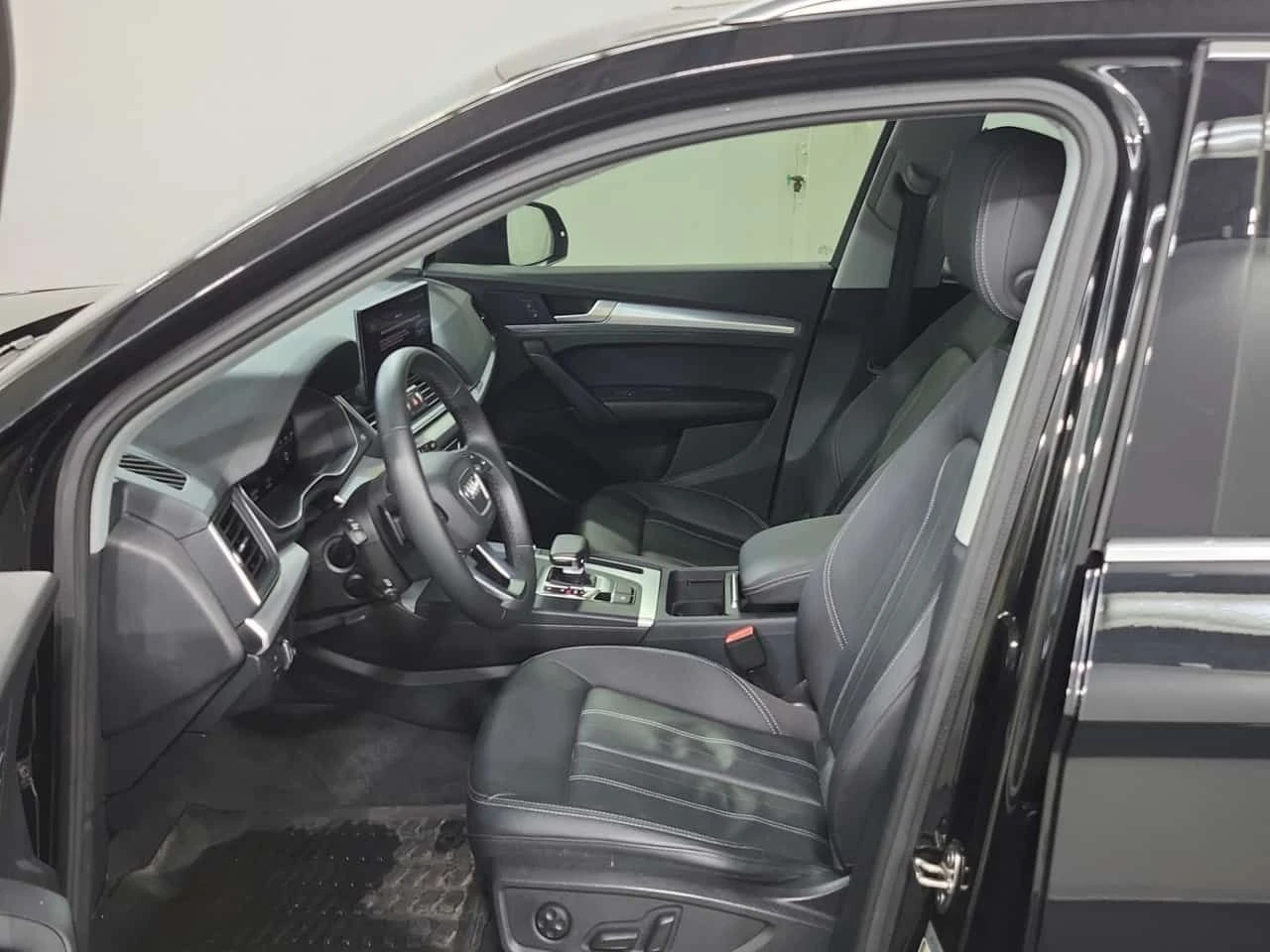 Audi Q5 PROGRESSIV| PANORAMA| ПАМЕТ НА СЕДАЛКИТЕ| CARFAX| , снимка 8 - Автомобили и джипове - 54213816