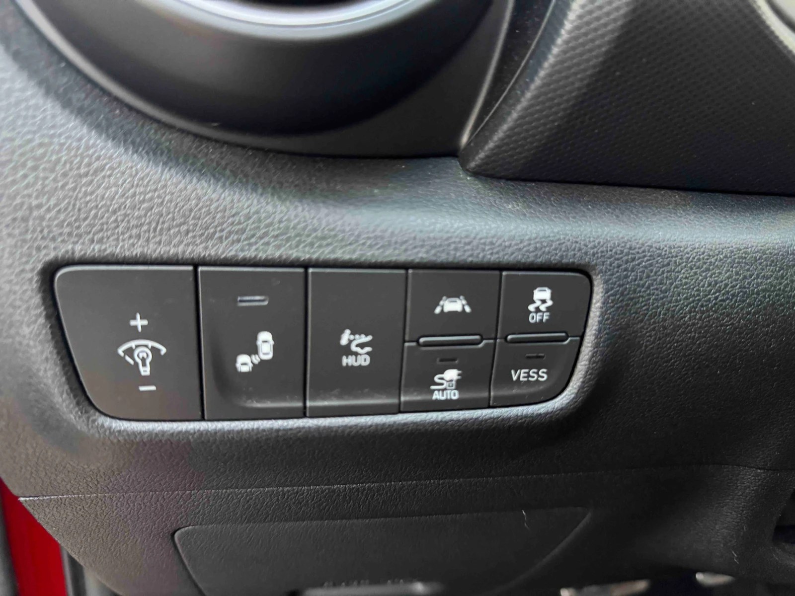 Hyundai Kona 64kWh, снимка 9 - Автомобили и джипове - 54831868