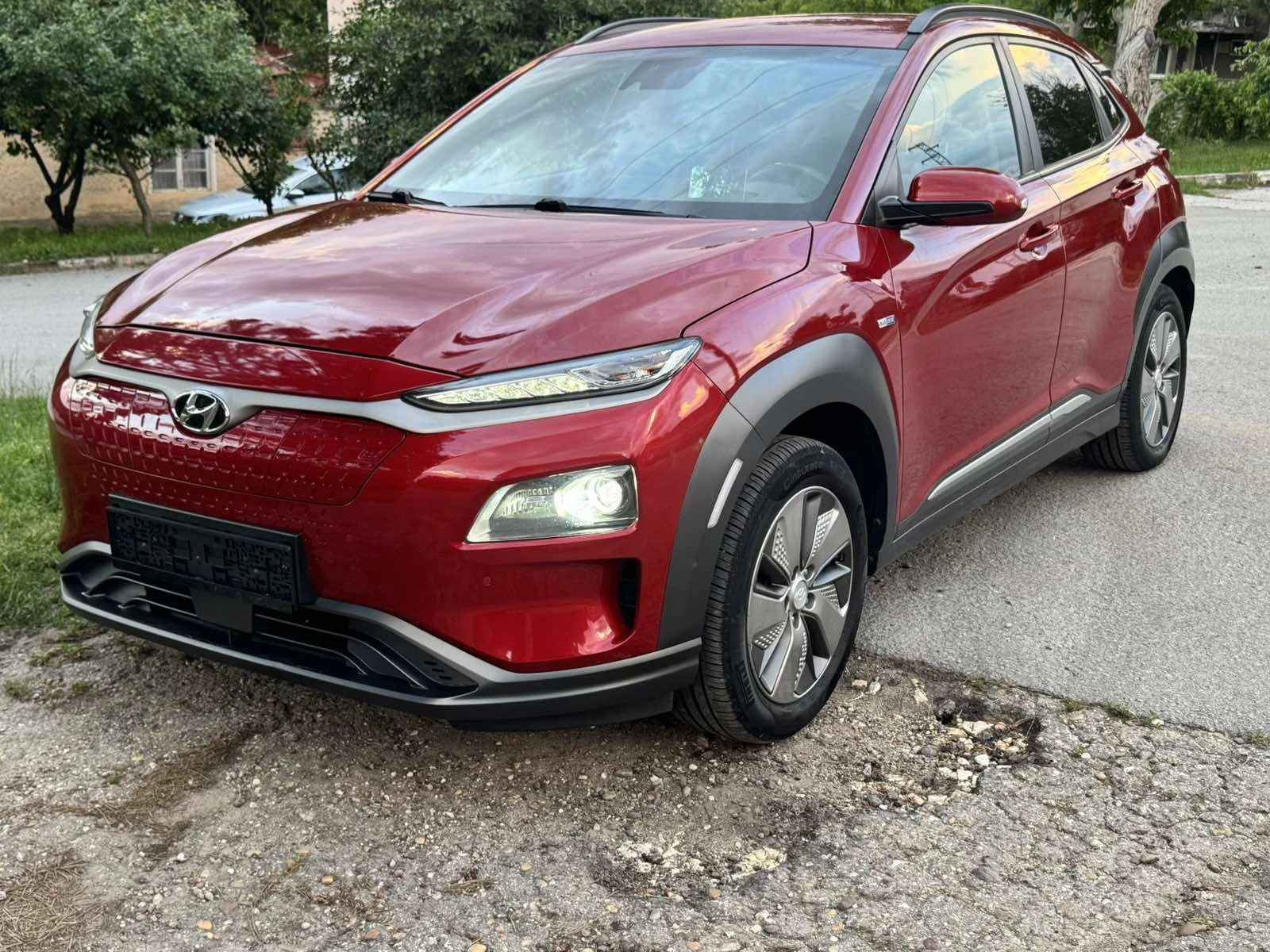 Hyundai Kona 64kWh