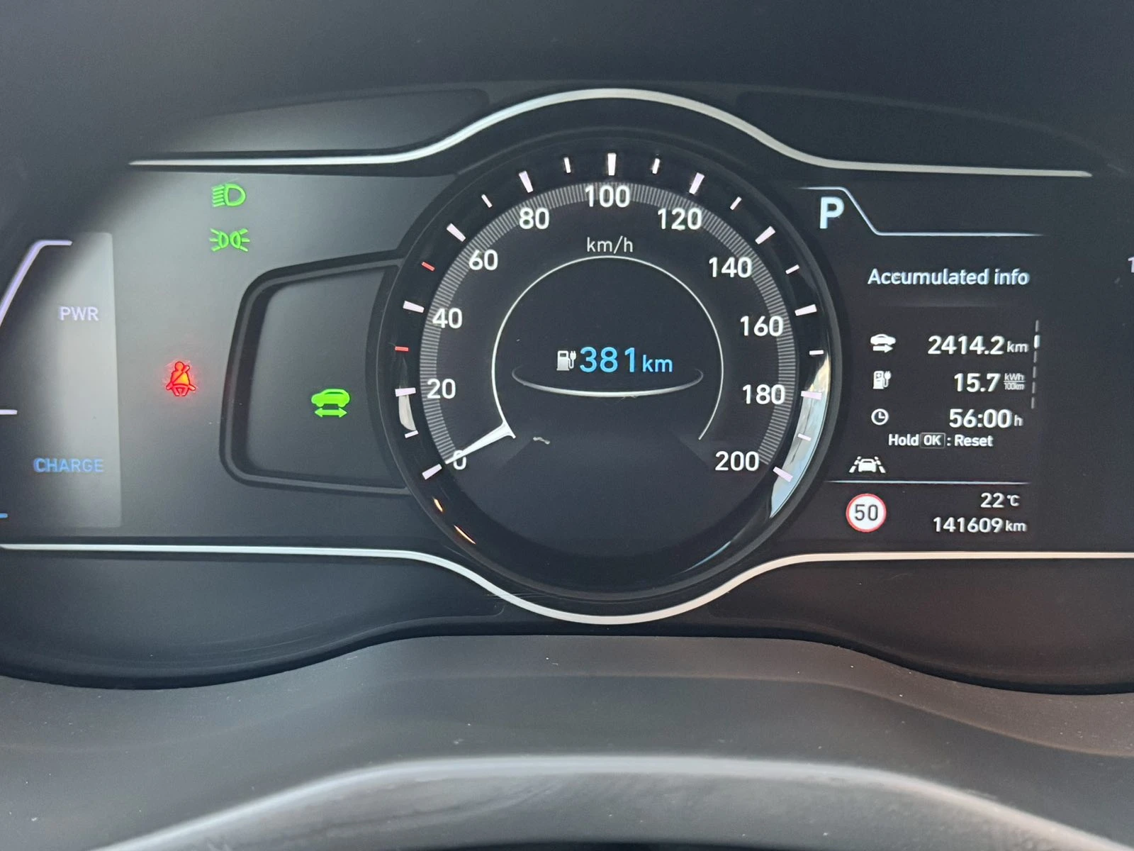 Hyundai Kona 64kWh, снимка 14 - Автомобили и джипове - 54831868