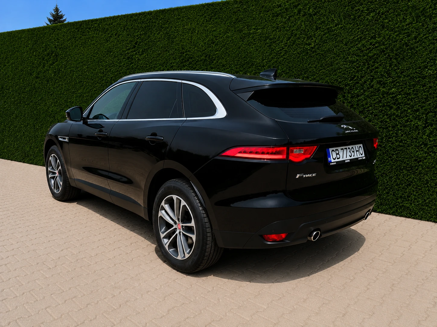 Jaguar F-PACE 3.0d, ACC, Carplay/Android Auto, снимка 3 - Автомобили и джипове - 55503098