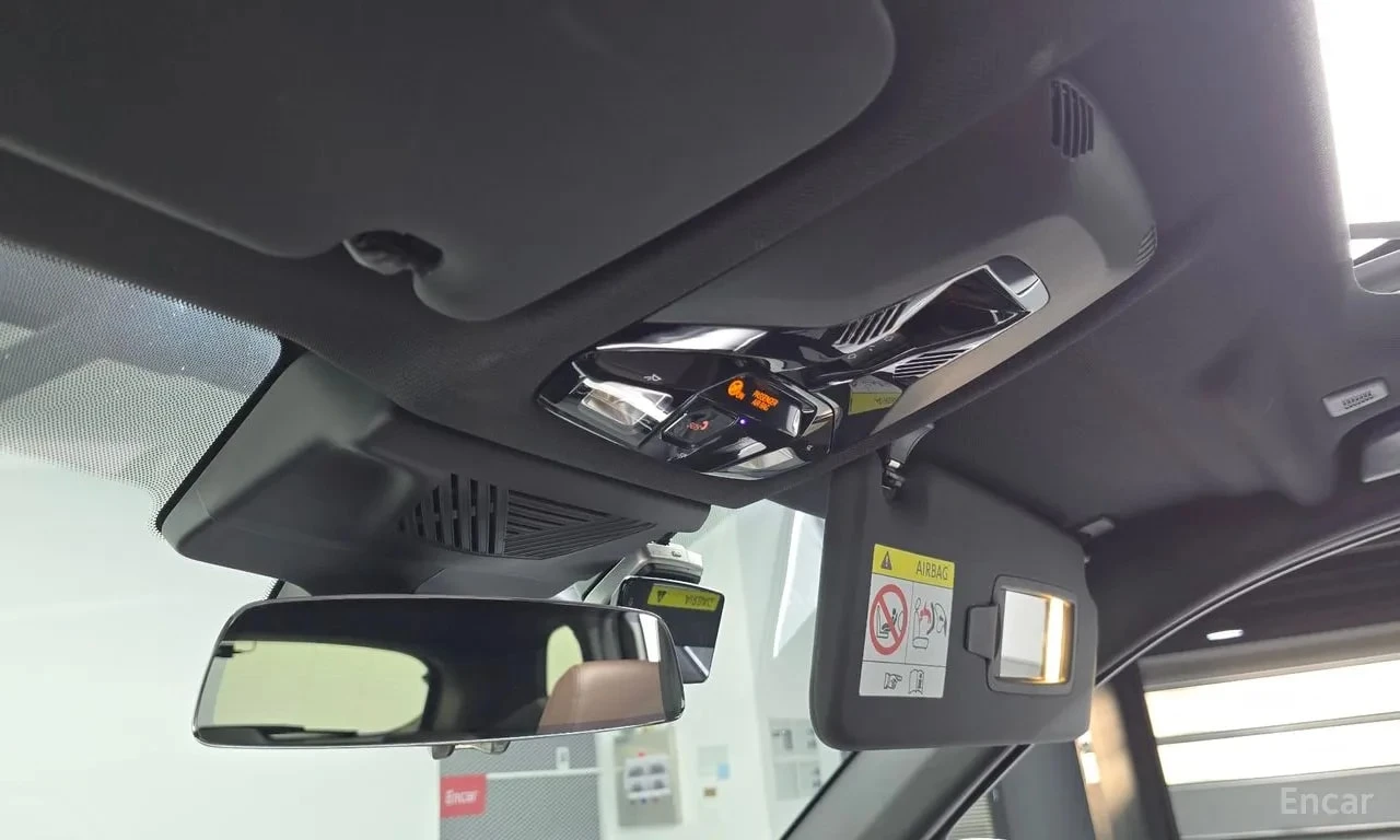 BMW X1 xDrive 20i M Sport / HUD / H&K / 360, снимка 17 - Автомобили и джипове - 55949744