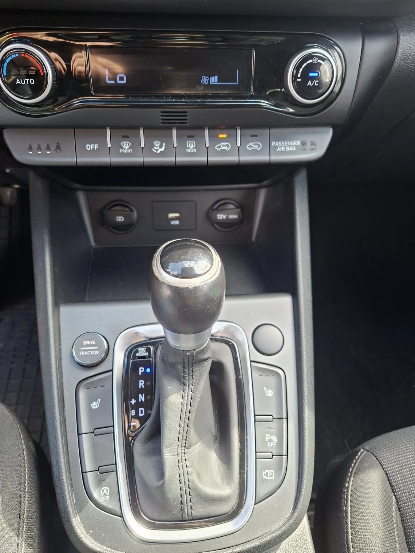 Hyundai Kona 1, 6 дизел милд хибрид, снимка 9 - Автомобили и джипове - 56011589