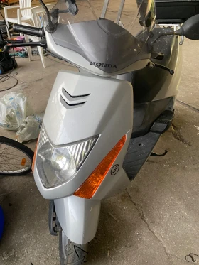 Honda Lead 100, снимка 1