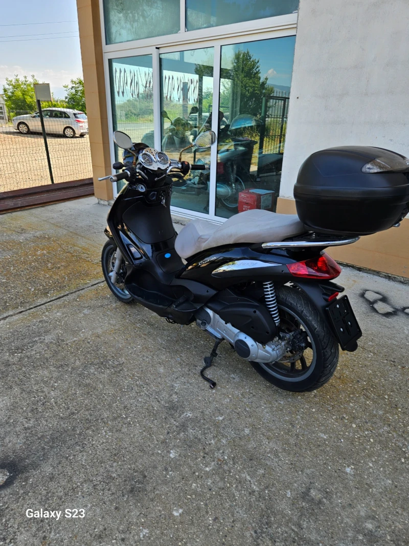 Piaggio Beverly Perfektno 250 i, снимка 5 - Мотоциклети и мототехника - 51007093