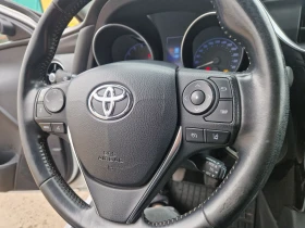 Toyota Auris Бензин, снимка 12