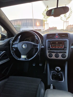 VW Scirocco 2.0 TDI, снимка 10