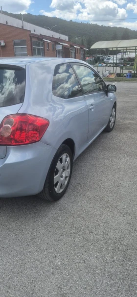 Toyota Auris Лек, снимка 4