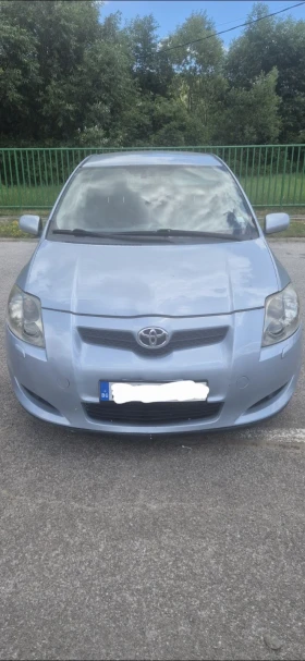 Toyota Auris Лек, снимка 1