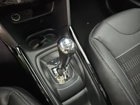 Peugeot 2008 1.6 BlueHDI - САМО 30% АВАНС, снимка 9