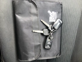 Kia Carens 2.0 140к.с. Газ/Бензин., снимка 16