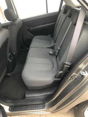 Kia Carens 2.0 140к.с. Газ/Бензин., снимка 15