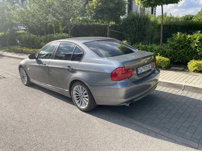 BMW 320 Xdrive Facelift, снимка 4 - Автомобили и джипове - 48443267