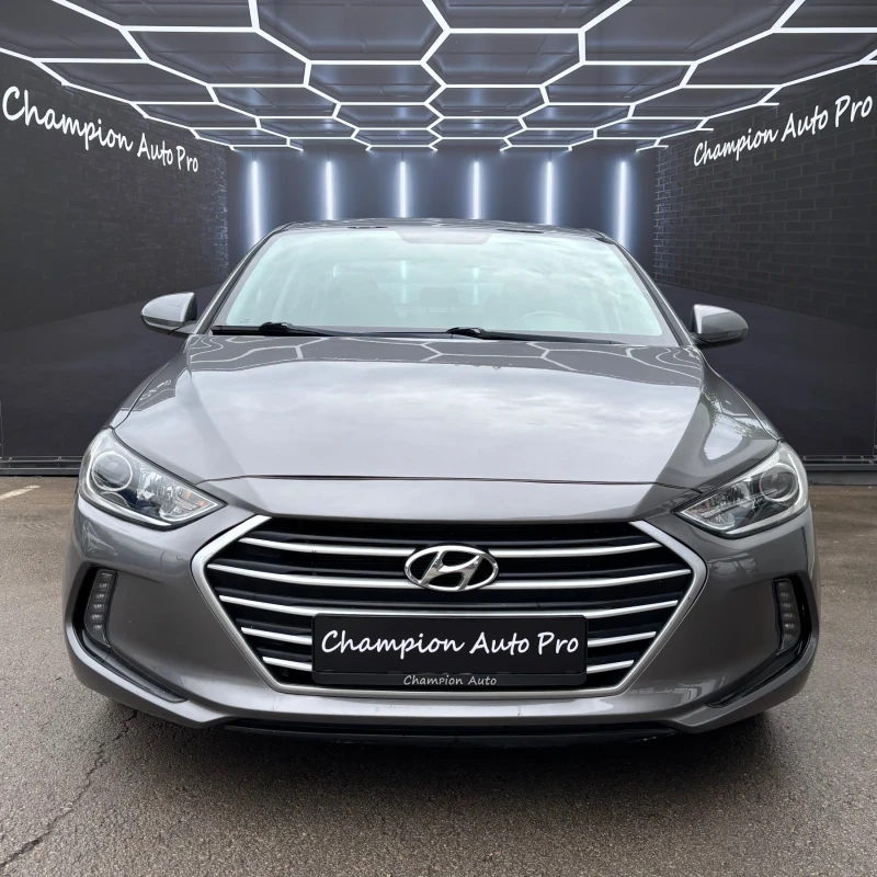 Hyundai Elantra 2.0GDI AUTOMATIC