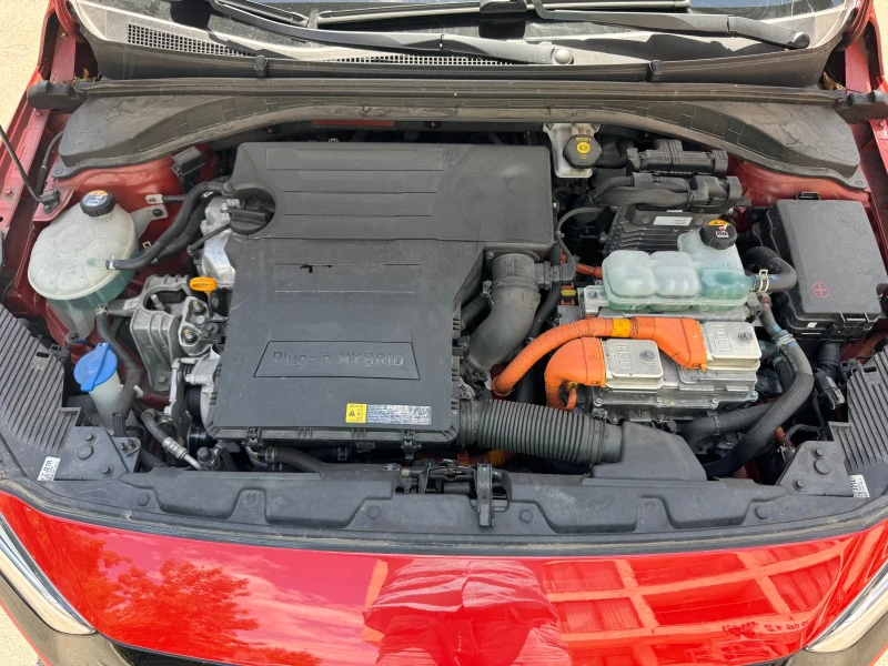 Hyundai Ioniq LED* КОЖА* КАМЕРА* ПОДГРЕВ* ОБДУХВАНЕ* ЛЮК* , снимка 15 - Автомобили и джипове - 51182711