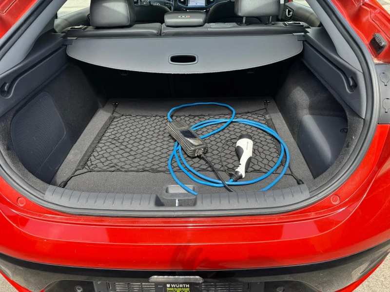 Hyundai Ioniq LED* КОЖА* КАМЕРА* ПОДГРЕВ* ОБДУХВАНЕ* ЛЮК* , снимка 7 - Автомобили и джипове - 51182711