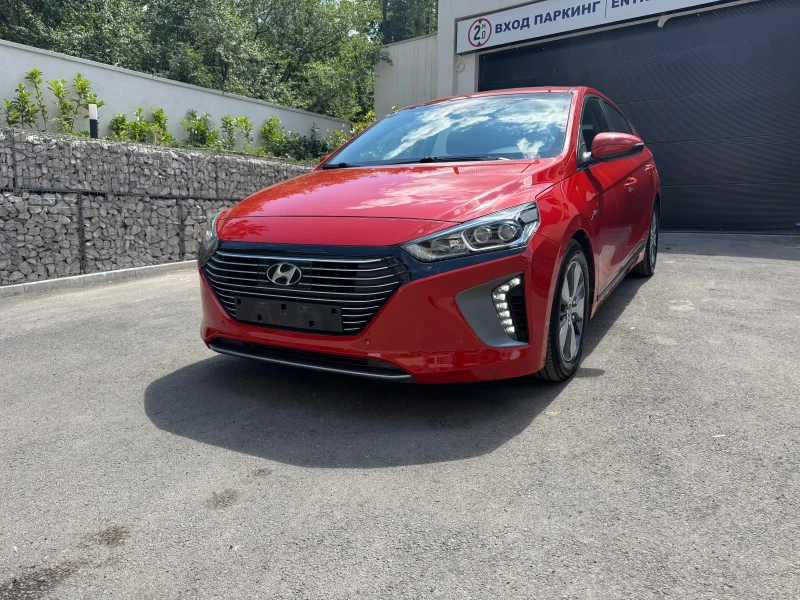 Hyundai Ioniq LED* КОЖА* КАМЕРА* ПОДГРЕВ* ОБДУХВАНЕ* ЛЮК* , снимка 14 - Автомобили и джипове - 51182711
