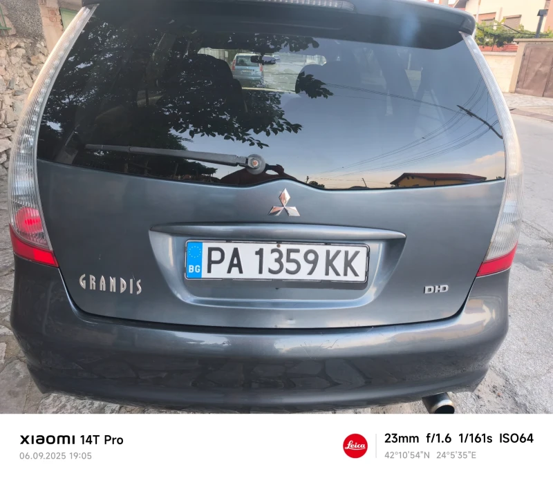 Mitsubishi Grandis 2.0, снимка 8 - Автомобили и джипове - 51628379