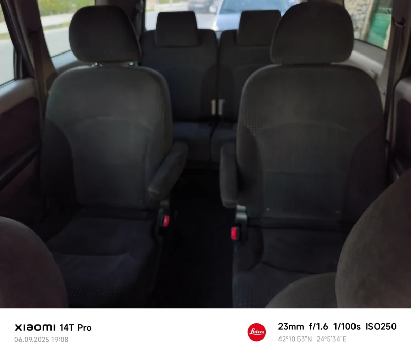 Mitsubishi Grandis 2.0, снимка 16 - Автомобили и джипове - 51628379