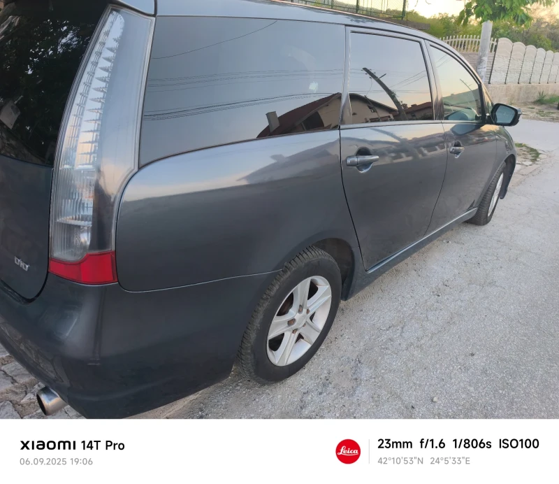 Mitsubishi Grandis 2.0, снимка 10 - Автомобили и джипове - 51628379