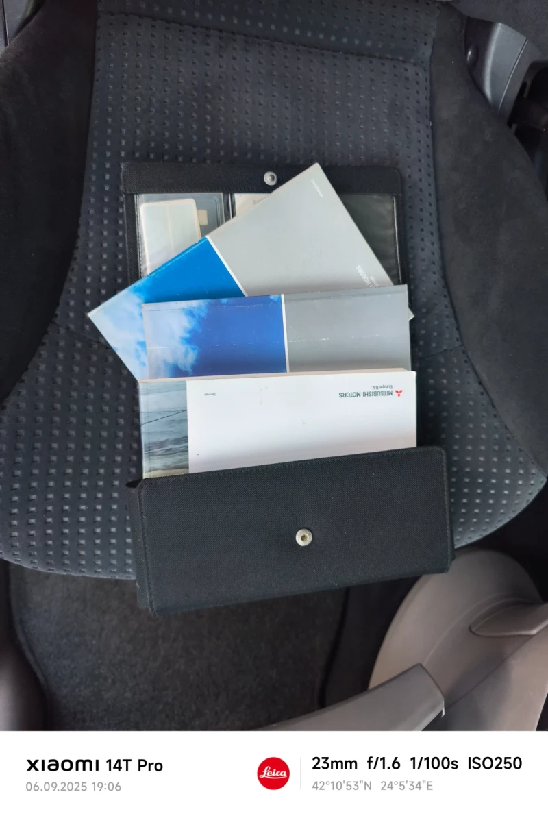 Mitsubishi Grandis 2.0, снимка 12 - Автомобили и джипове - 51628379