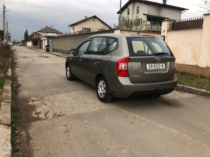 Kia Carens 2.0 140к.с. Газ/Бензин., снимка 6 - Автомобили и джипове - 52666893