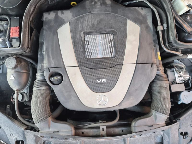 Mercedes-Benz C 300, снимка 6 - Автомобили и джипове - 52794342