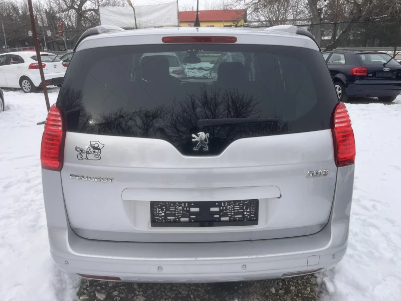 Peugeot 5008 2.0HDI, снимка 5 - Автомобили и джипове - 53093506