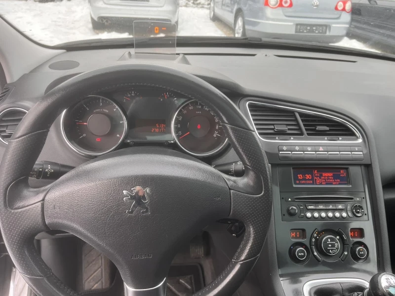 Peugeot 5008 2.0HDI, снимка 10 - Автомобили и джипове - 53093506