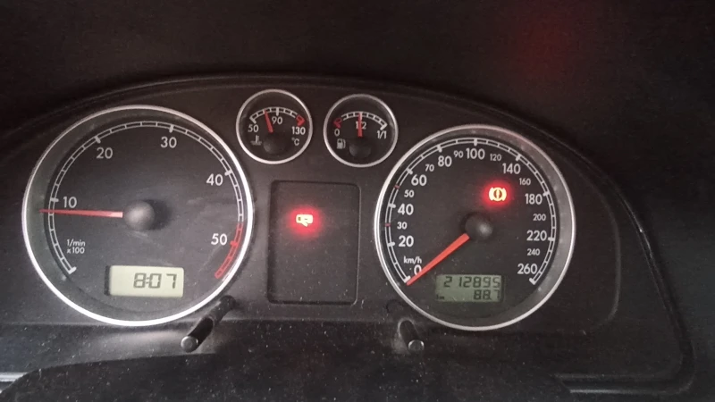 VW Passat B5.5 1.9 TDI, снимка 12 - Автомобили и джипове - 53213127