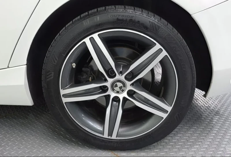 BMW 118 d* Sports* АвтоКредит* (ЦЕНА ДО БГ), снимка 4 - Автомобили и джипове - 53448237