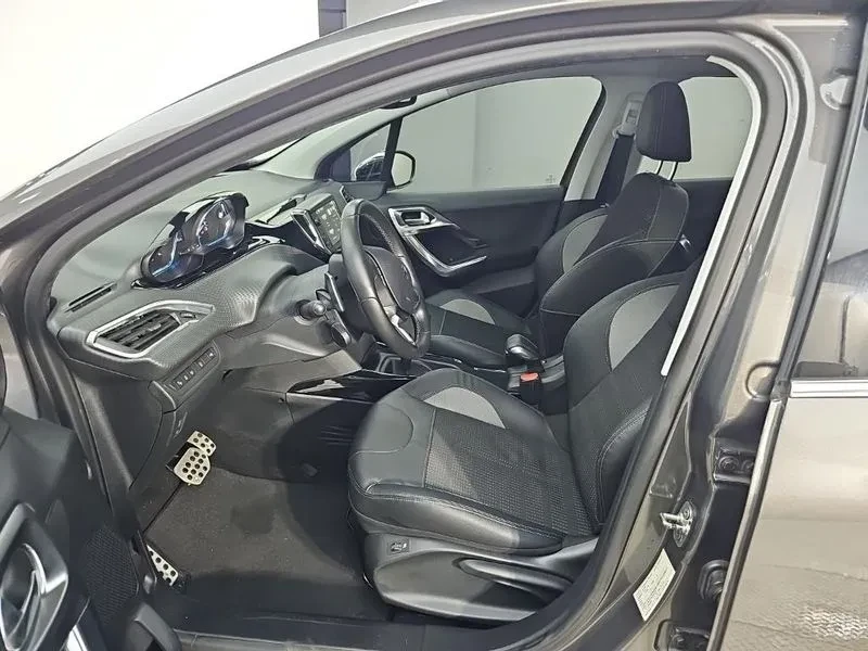 Peugeot 2008 1.6 BlueHDI - САМО 30% АВАНС, снимка 10 - Автомобили и джипове - 56016755