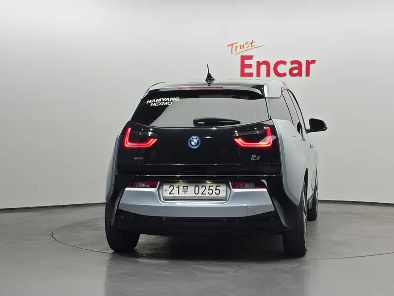BMW i3 Lux, снимка 4 - Автомобили и джипове - 56162593