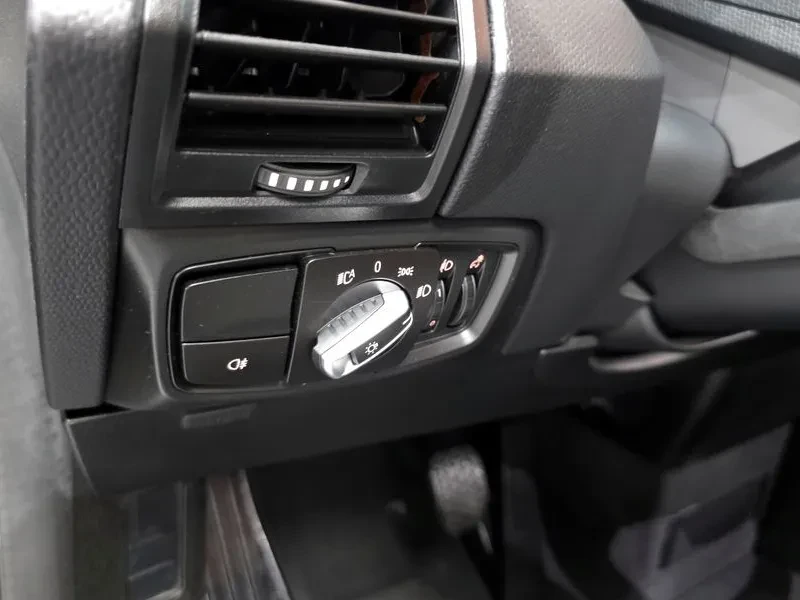 BMW i3 Lux, снимка 15 - Автомобили и джипове - 56162593