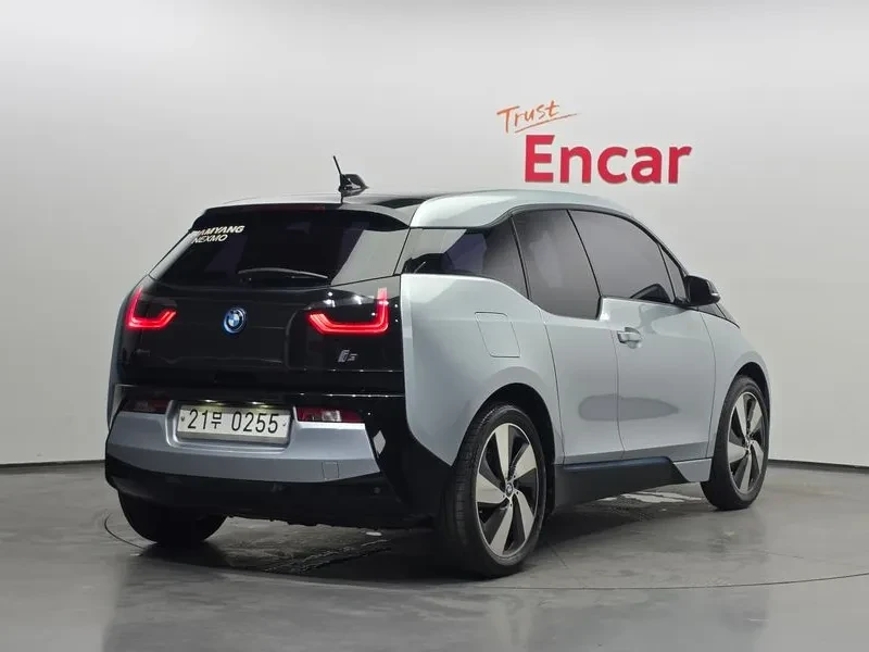 BMW i3 Lux, снимка 2 - Автомобили и джипове - 56162593