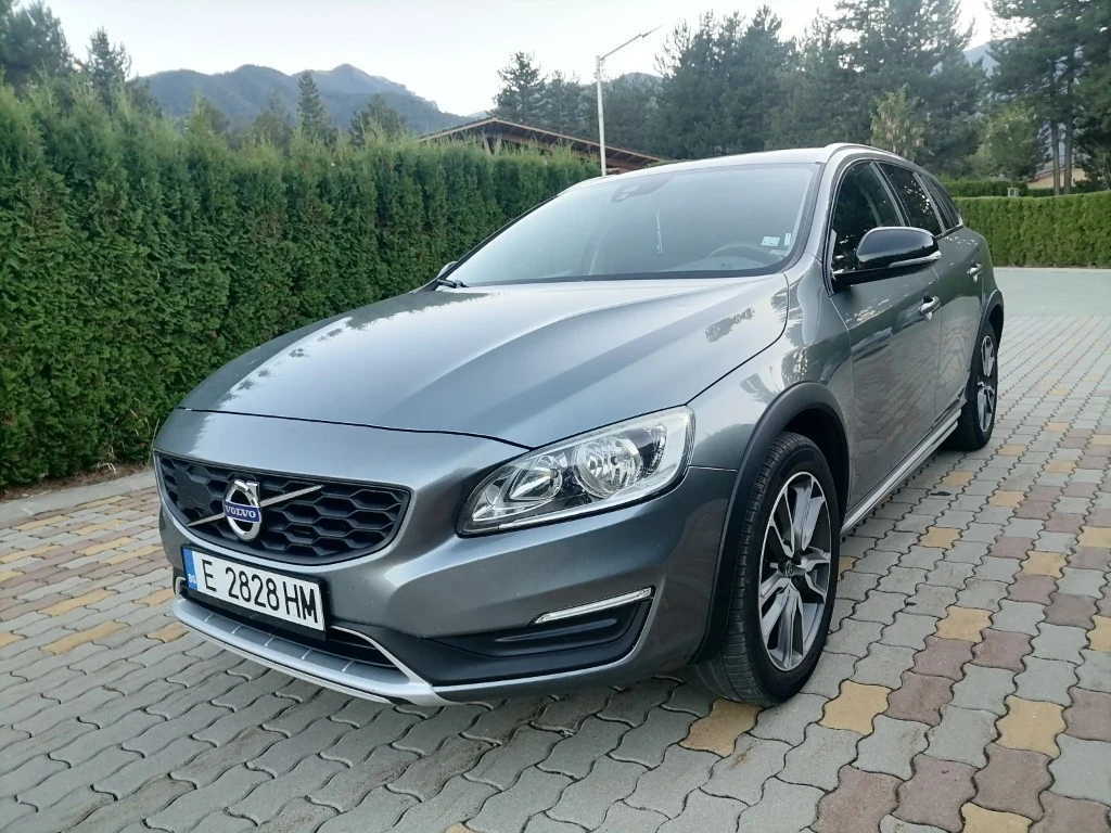 Volvo V60 Cross Country  - изображение 2