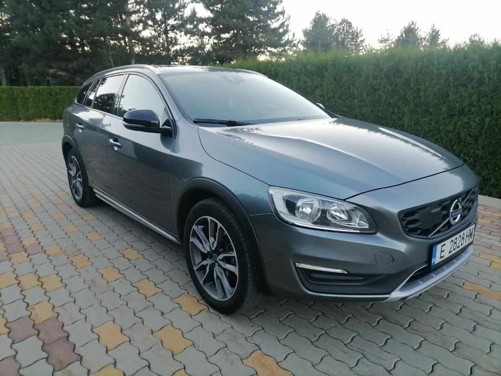 Volvo V60 Cross Country  - изображение 3