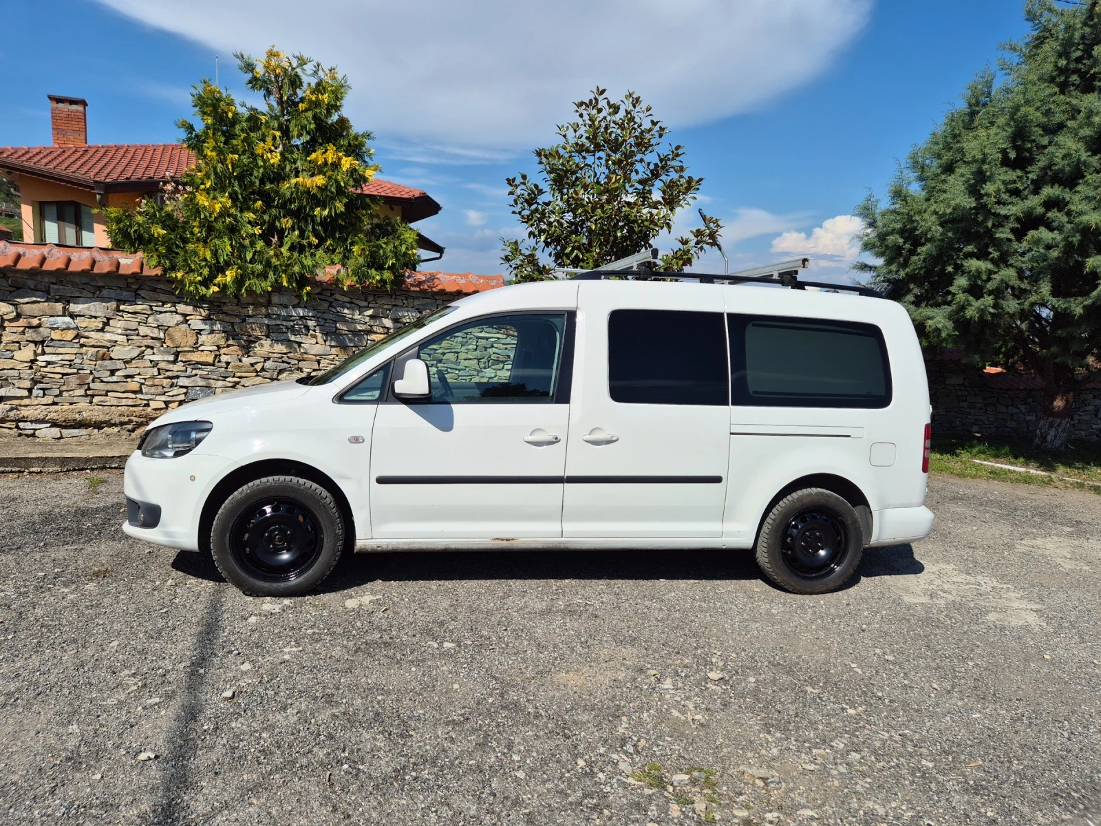 VW Caddy 1.6 TDI MAXI  Сервизен - изображение 7